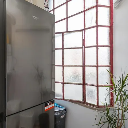 Rum i privatbostad Evd-rentals Olival Bastos Lisboa
